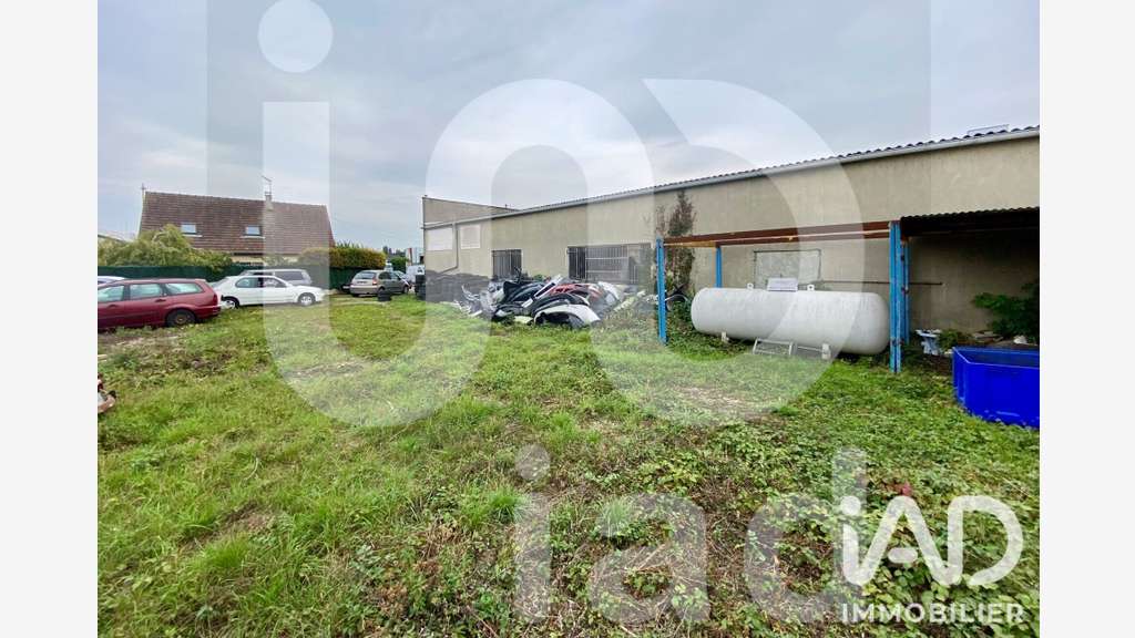 AV terrain 1897m² local 447m² + maison à Compiègne