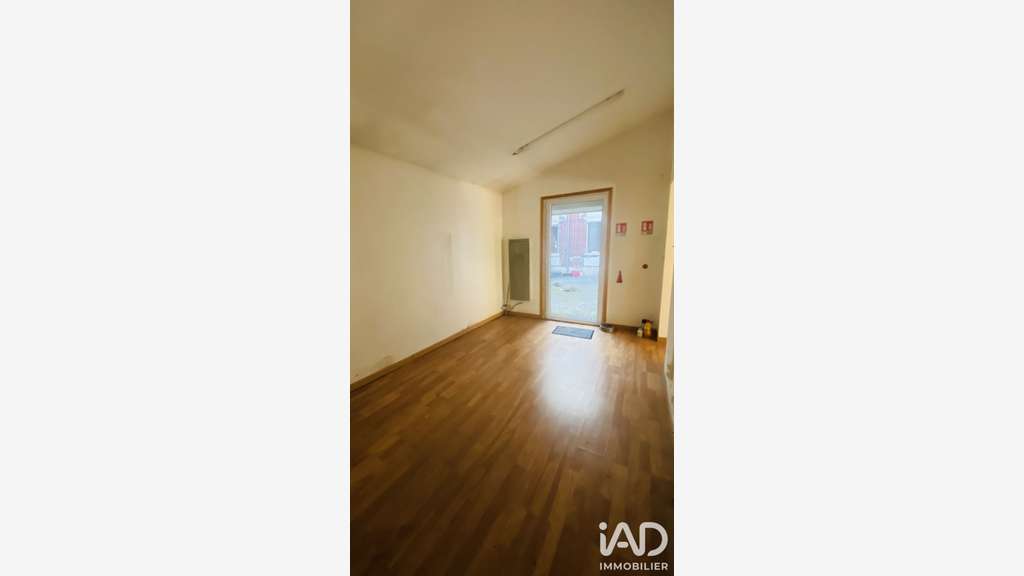 Vente local commercial de 42m² à Compiègne