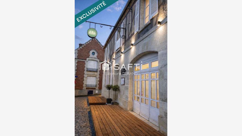 AV murs hôtel restaurant Château de Vic-sur-Aisne