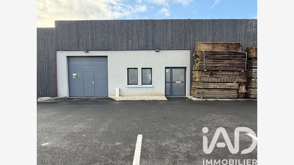 Location local d'activité 68m² Cormeilles-en-Vexin