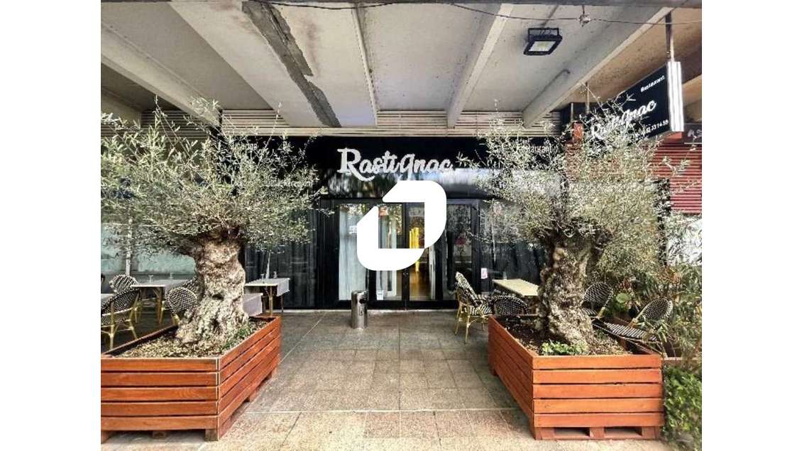 Vente Local commercial 280m² Courbevoie