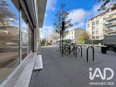 Vente Locaux commerciaux - Boutiques à Courbevoie
