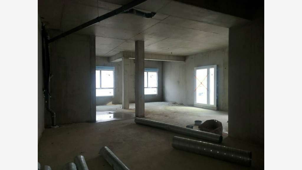 AV local commercial 252m² Craponne empl strat