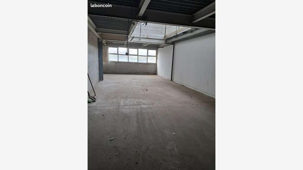 Vente local 40m² R+1 à Craponne