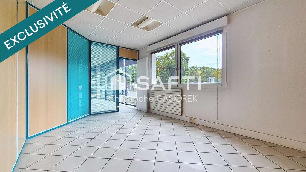 Local 96m² centre-ville parking gratuit Creutzwald