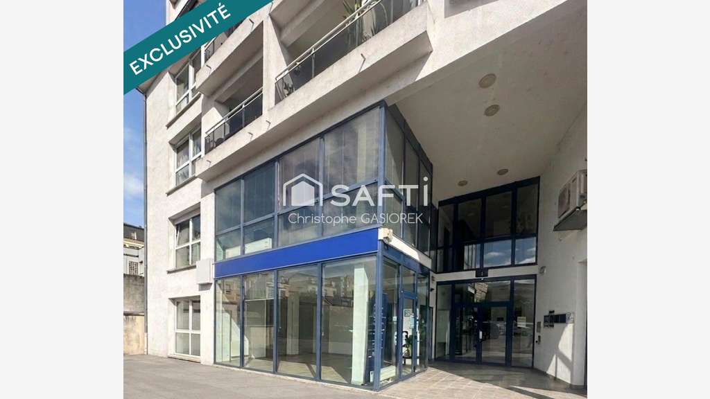 Local 96m² centre-ville parking gratuit Creutzwald