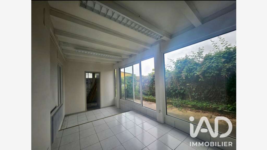 Vente local commercial 90m² belle visibilité à Dax