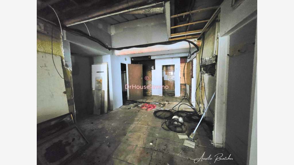 Local commercial 110m² à rénover à Dieppe centre