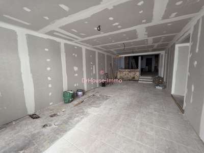 Local commercial 110m² à rénover à Dieppe centre
