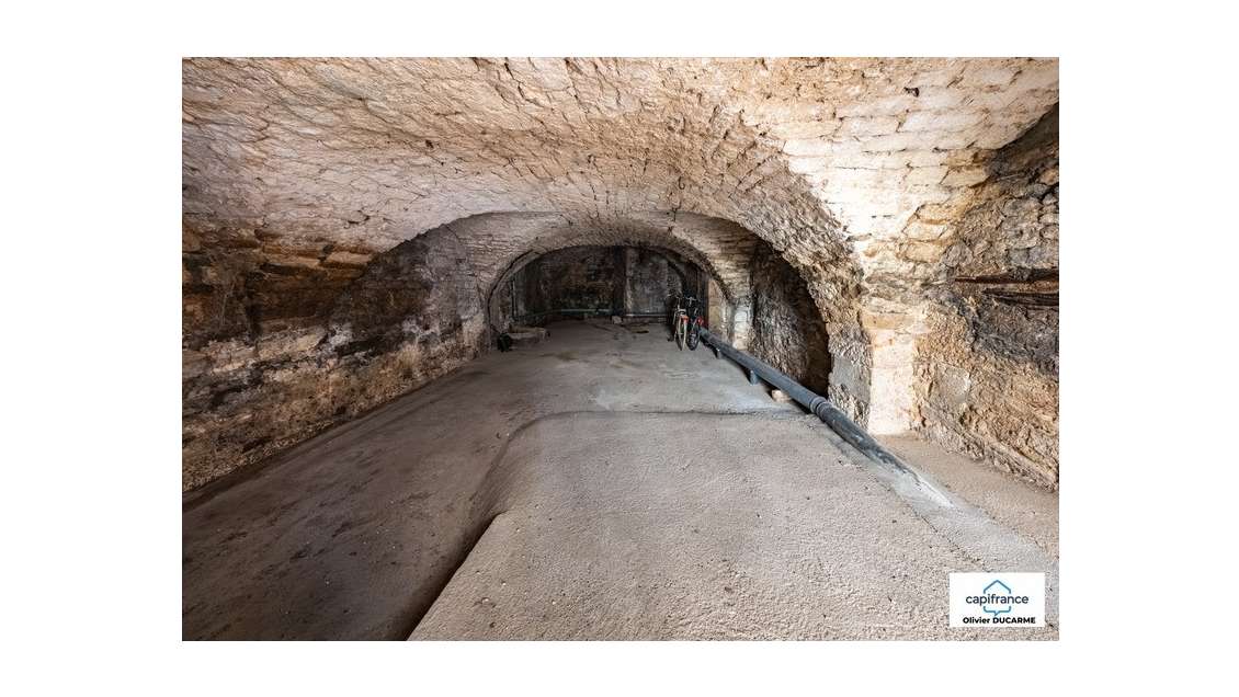 Local/remise 45m² à vendre centre ville Dole (39)