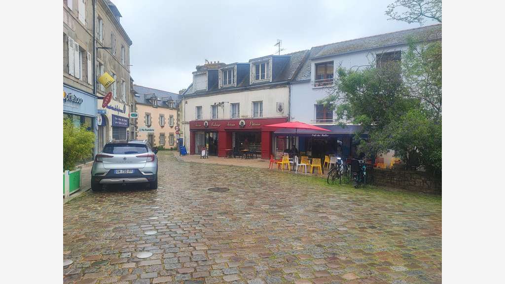 Vente local commercial 350m² empl N°1 à Douarnenez