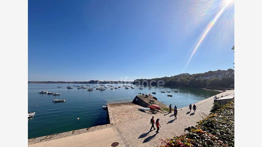 A vendre murs commerciaux de 72m² à Douarnenez 29