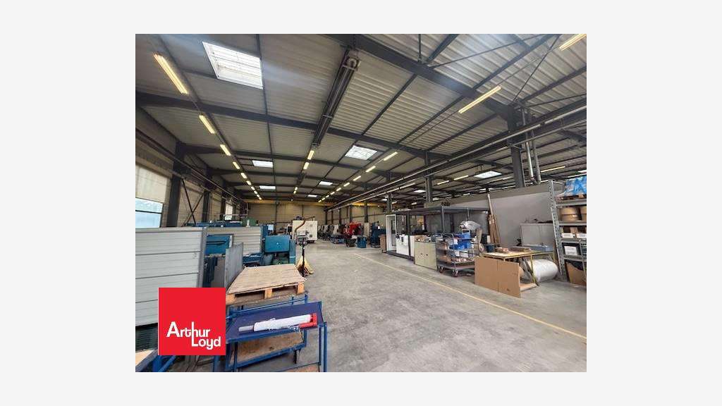 A vendre site d'activités clos sur 1.3ha à Dreux