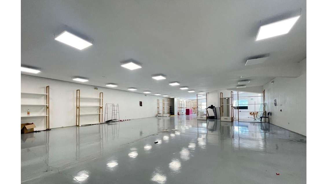 Vente murs commerciaux 552m² ZAC de Comboire