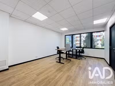 Vente local commercial 146m² à Écully hyper centre