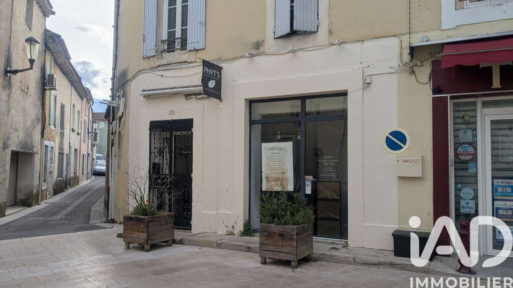 Local commercial 27m² à Entraigues-sur-la-Sorgue