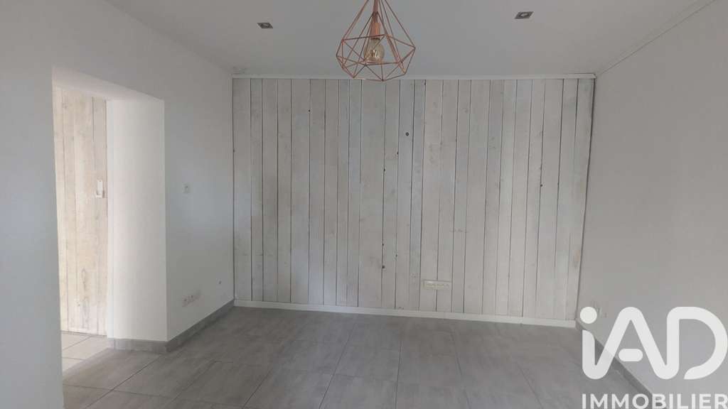 Local commercial 27m² à Entraigues-sur-la-Sorgue