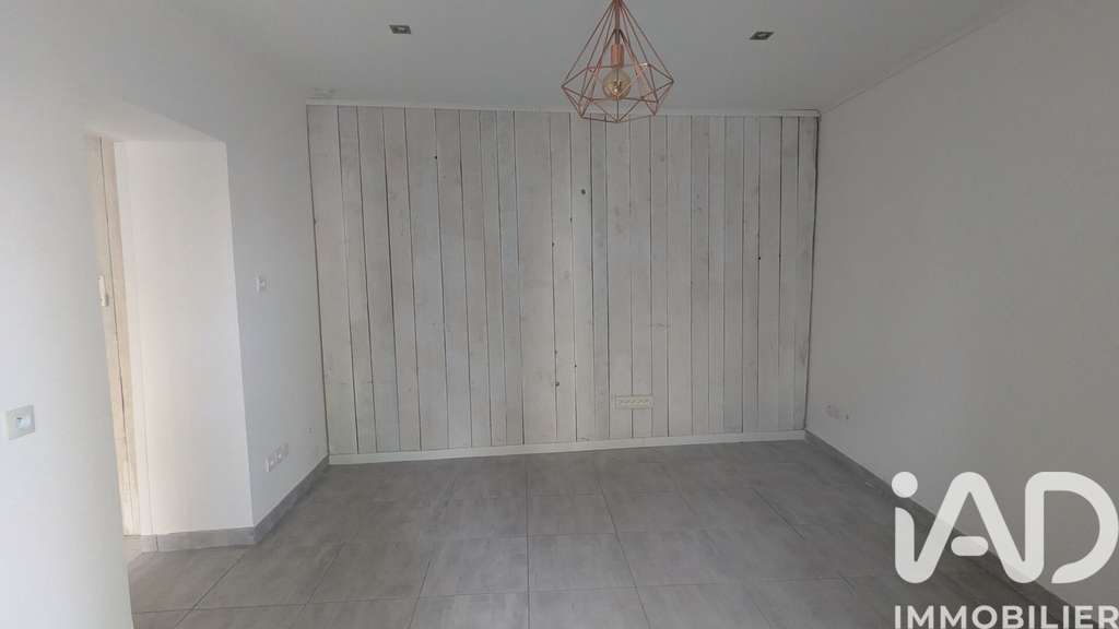 Local commercial 27m² à Entraigues-sur-la-Sorgue