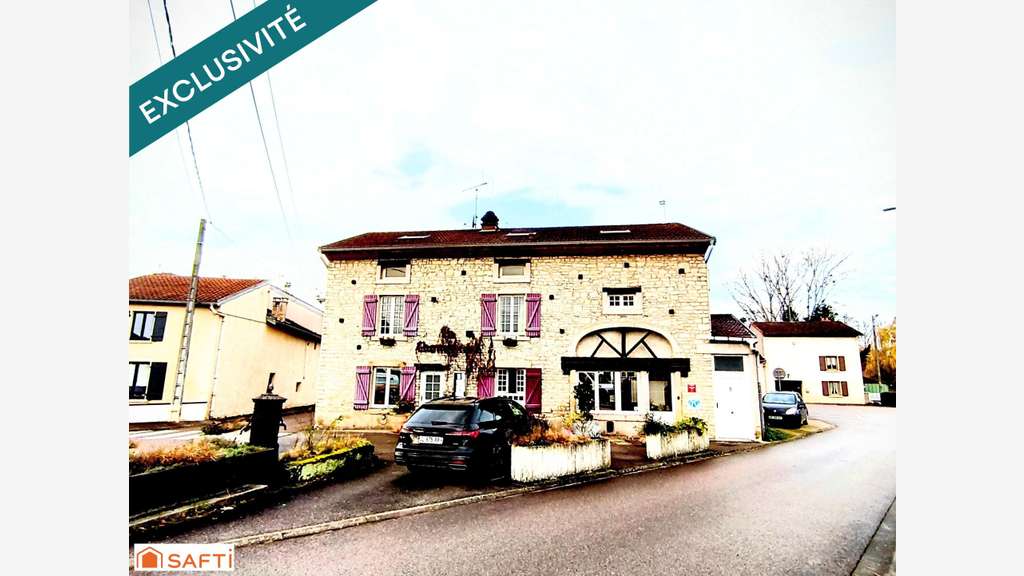 AV murs commerciaux restaurant à Chamagne centre