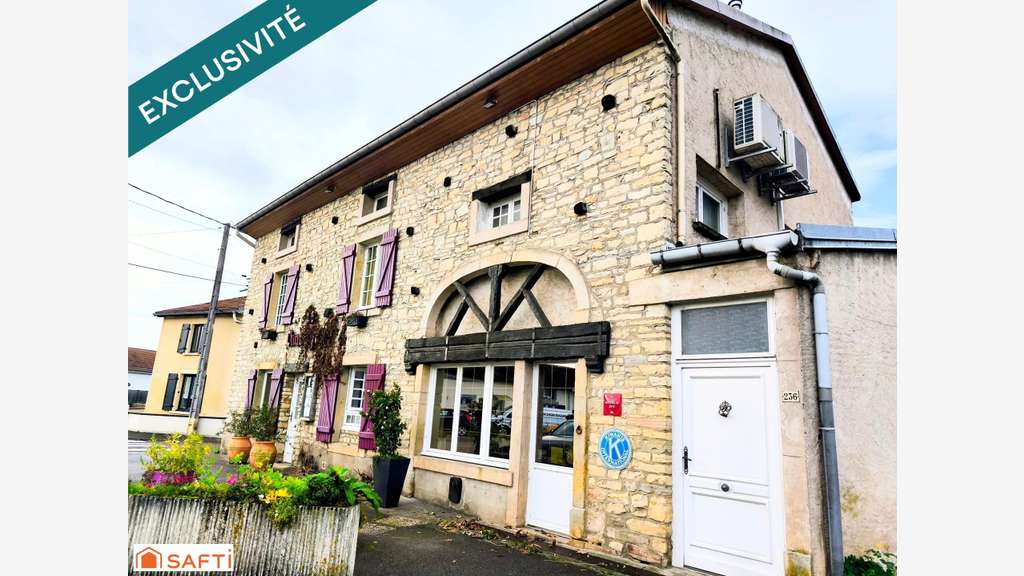 AV murs commerciaux restaurant à Chamagne centre