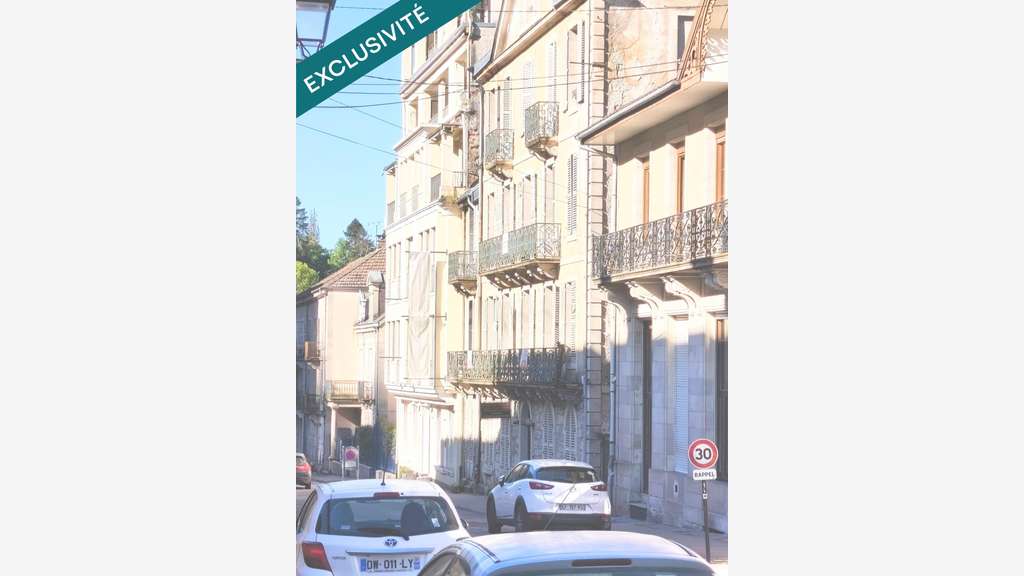 AV immeuble de 833m² à Plombières-les-Bains
