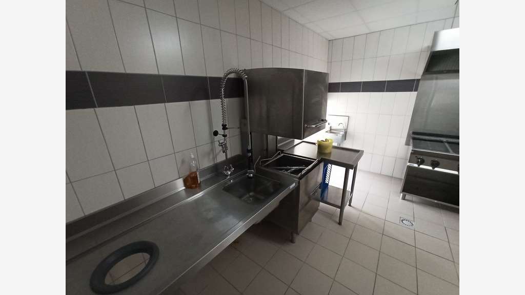 Grange Rénovée pour Salle de reception / r