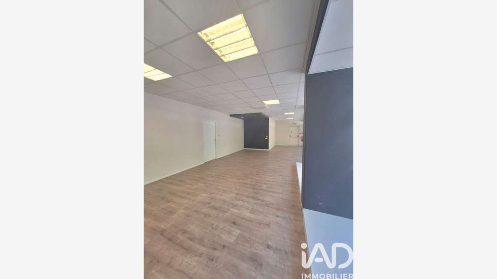 Vente local commercial 209m² à Étrembières