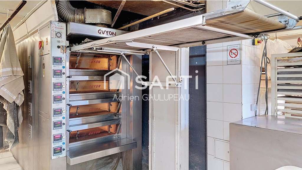 A vendre local commercial de 205m² à Faverolles