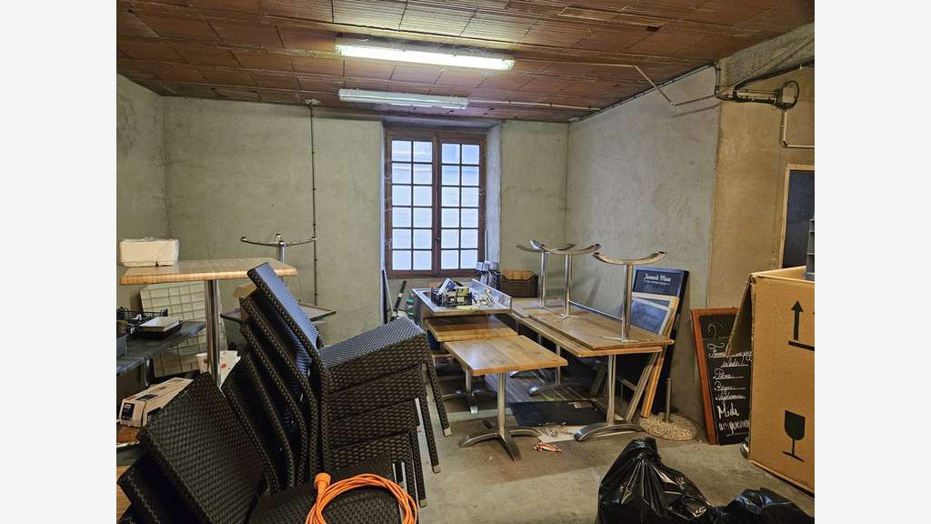 Vente local commercial de 292m² à Figeac centre