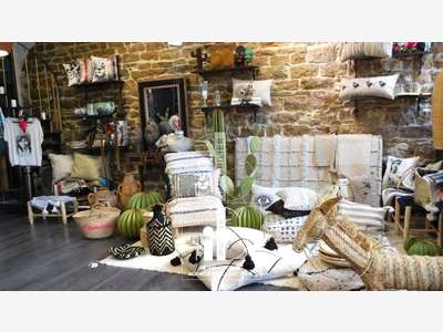 Jolie boutique 30m² coeur de ville Fontainebleau