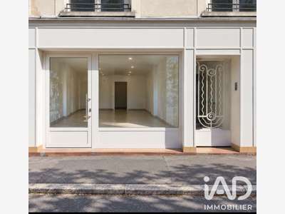 Local commercial à Fontainebleau