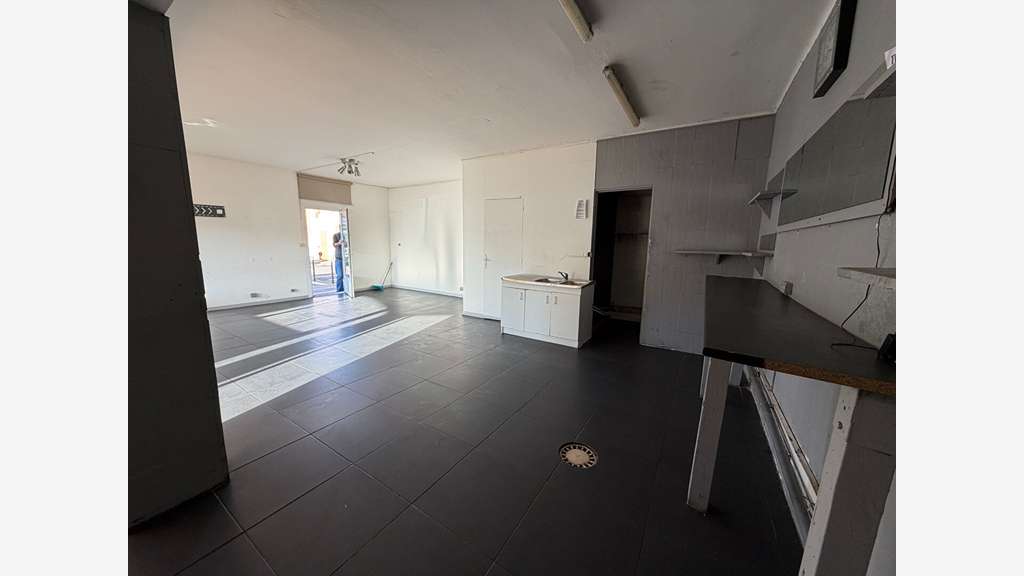Vente local commercial 50m² à Fos-sur-Mer