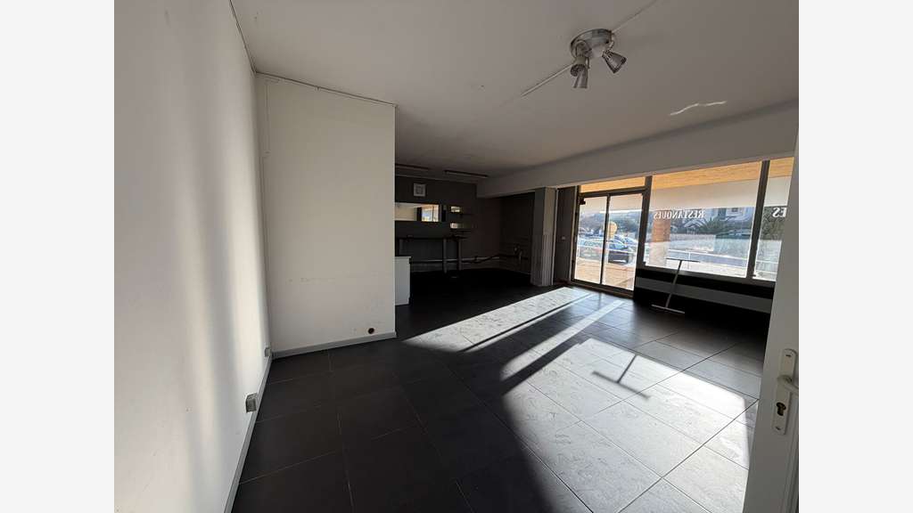 Vente local commercial 50m² à Fos-sur-Mer