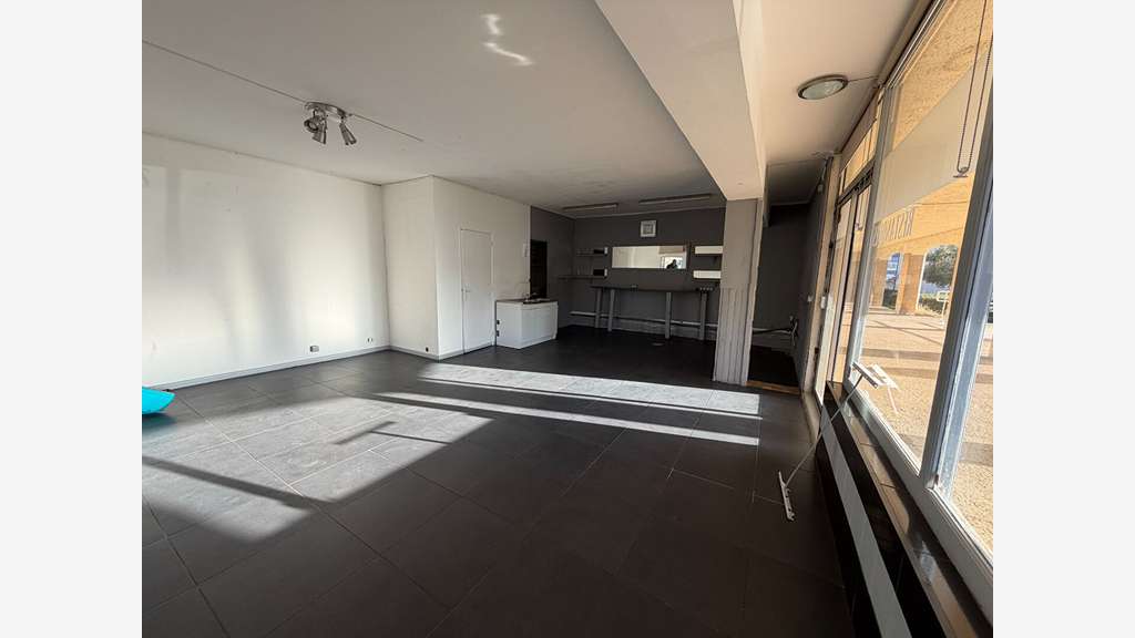 Vente local commercial 50m² à Fos-sur-Mer