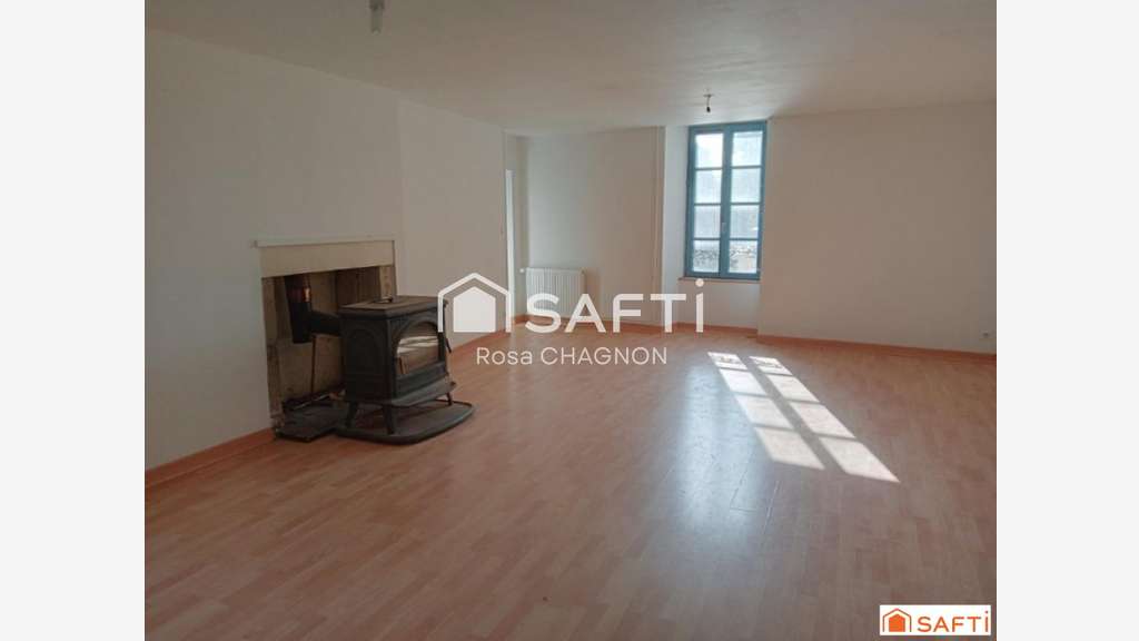 AV maison avec jardin et commerce à Foussais-Payré