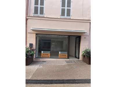 Vente Locaux commerciaux - Boutiques à Fréjus