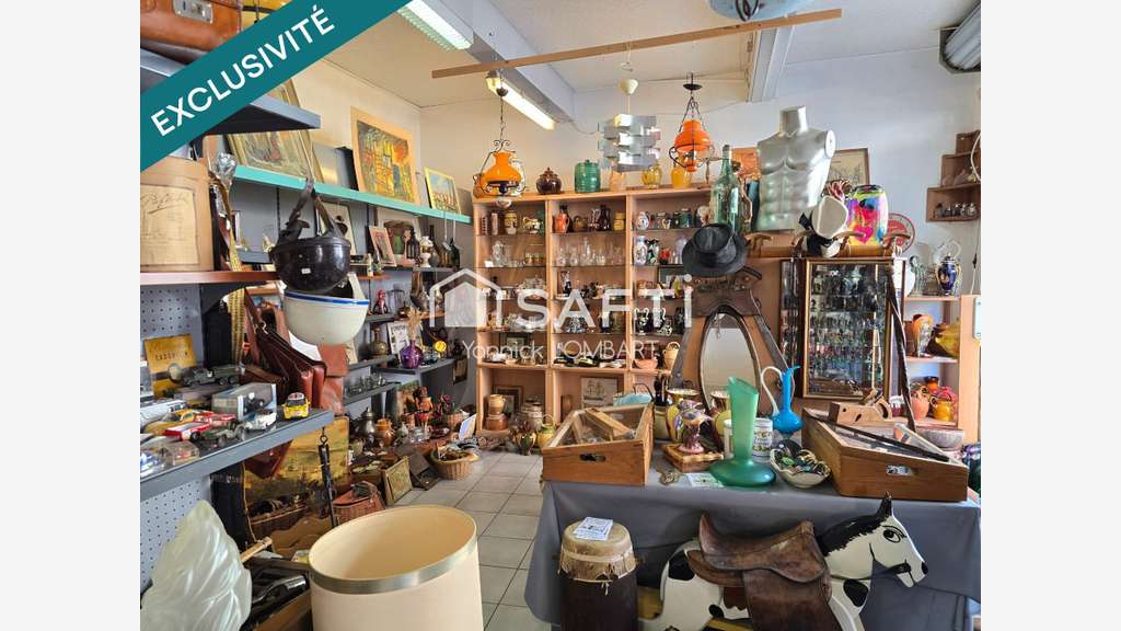 Local 157m² avec locataire en 3/6/9 à Gaillac