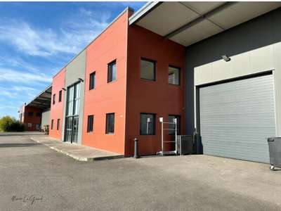 Vente bâtiment industriel 1200m² à Gaillac