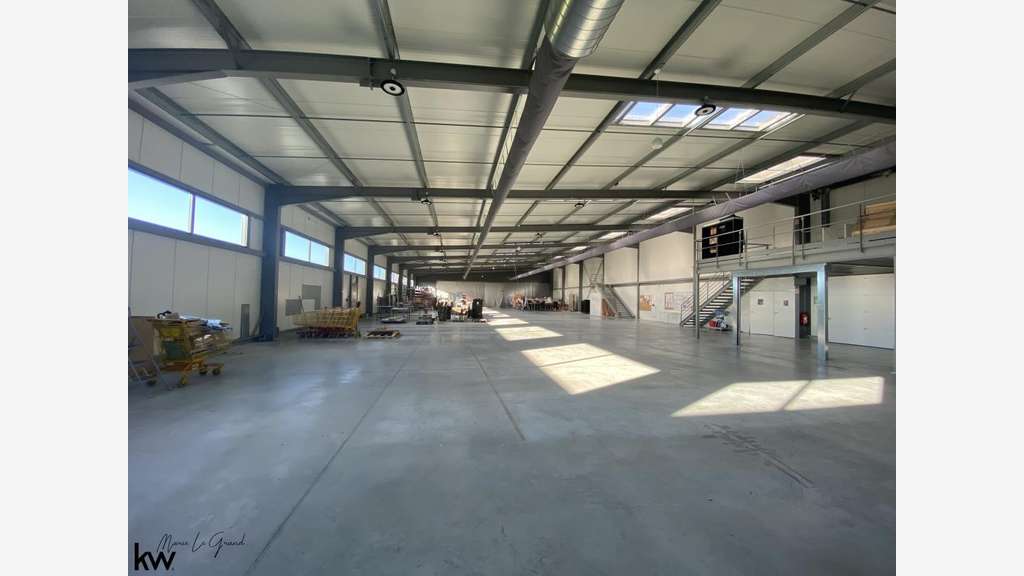 Vente bâtiment industriel 1200m² à Gaillac 
