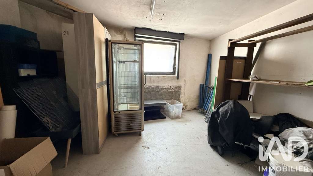 Vente local 460m² rue de la Piquette à Garancières
