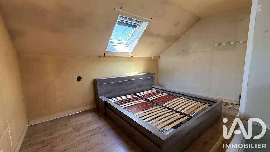 Vente local 460m² rue de la Piquette à Garancières