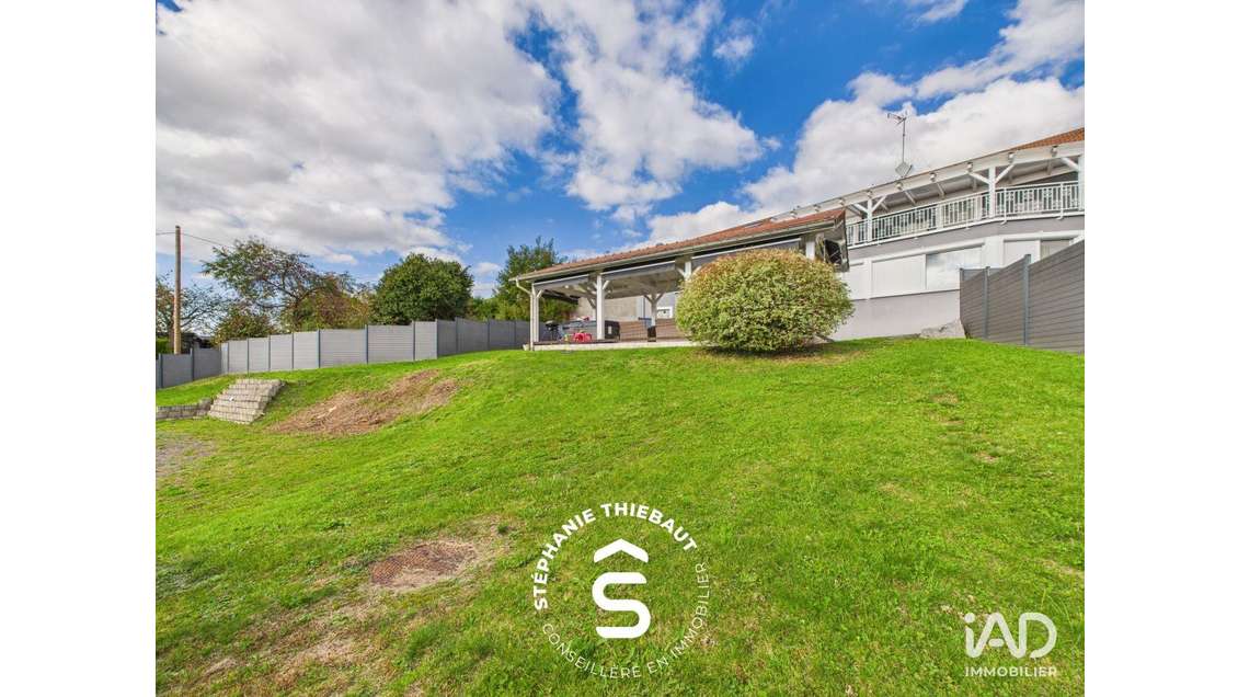 Murs commerciaux à Grandvillers