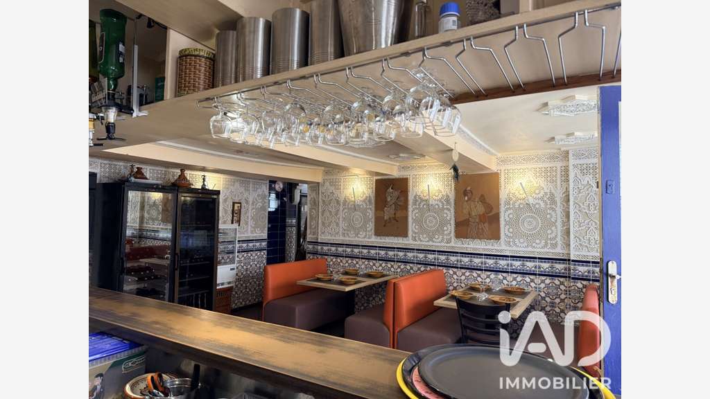 Vente immeuble commercial 104m² Granville centre