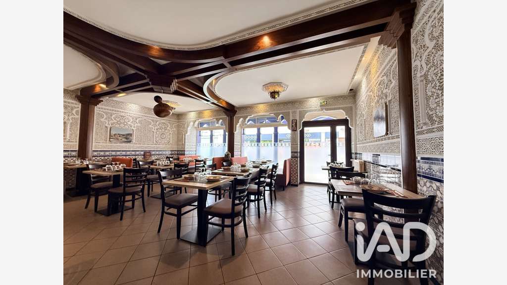 Vente immeuble commercial 104m² Granville centre