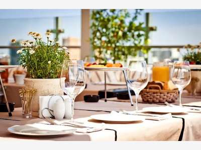 Restaurant 130 couverts Parking privatif Empla