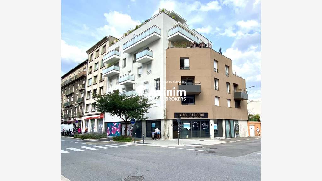 A vendre, local 52m² Quartier Ampère à Grenoble