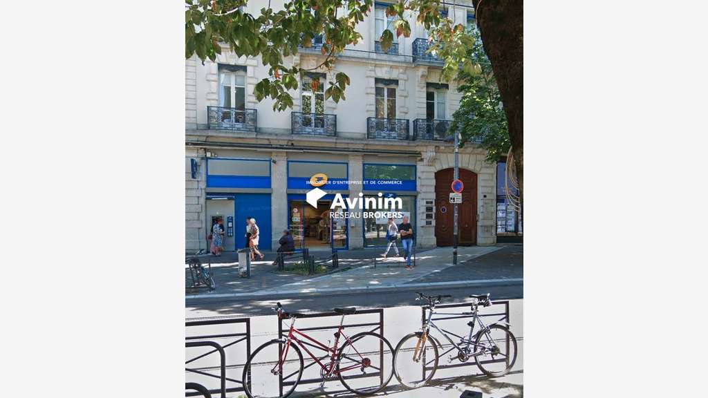 Murs à vendre local 205m² à Grenoble centre
