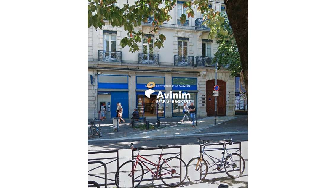 Murs à vendre local commercial de 205 m2 à G