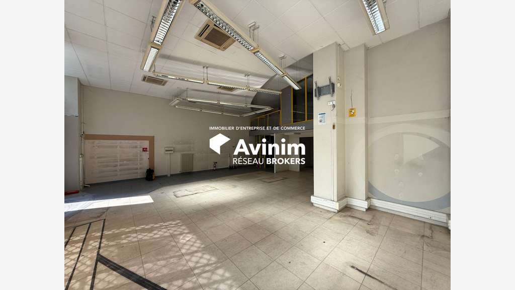 Murs à vendre local 205m² à Grenoble centre