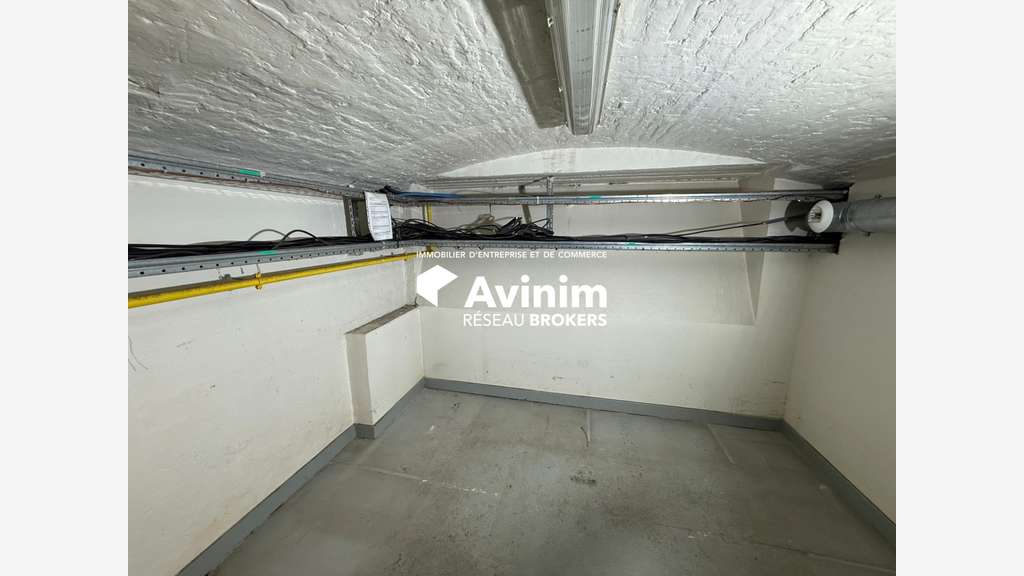 Murs à vendre local 205m² à Grenoble centre